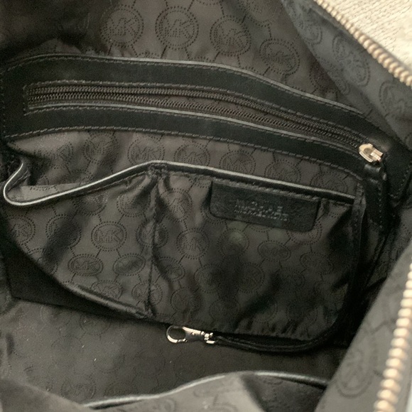 Michael Kors Medium Natalia Tile Shoulder Bag in Black - Picture 15 of 15